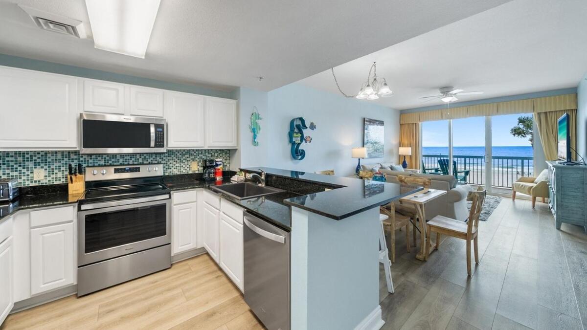 Calypso 206w Floor West Tower No Elevators Needed Apartment
